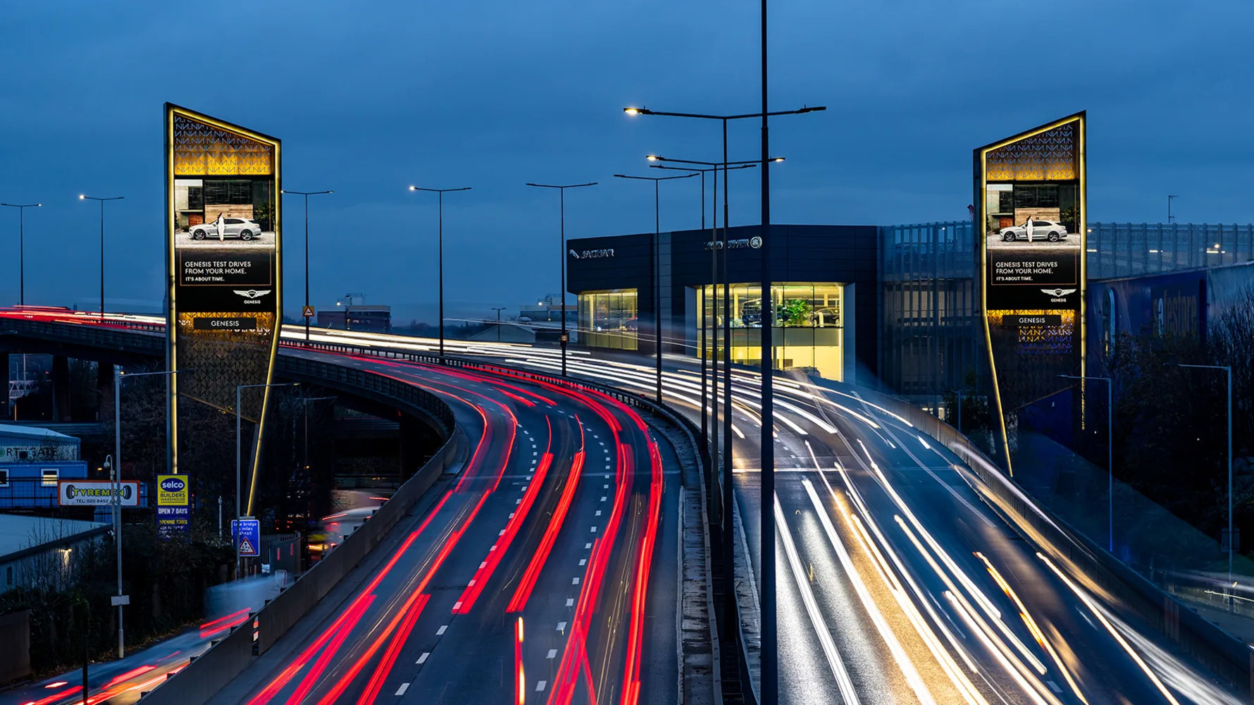 Storm DOOH Roadside Advertising